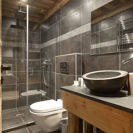 à 1850, 8 Personnes, Skis Aux Pieds, Sauna, Wifi - Fr-1-631-190