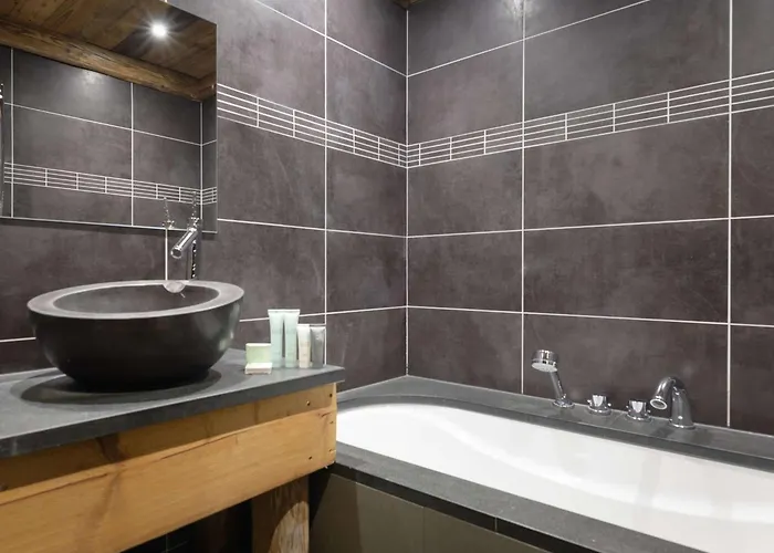 A 1850, 8 Personnes, Skis Aux Pieds, Sauna, Wifi - Fr-1-631-190 Chalet *